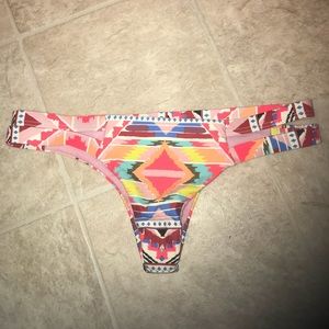 Billabong cheeky bathing suit bottoms NWOT